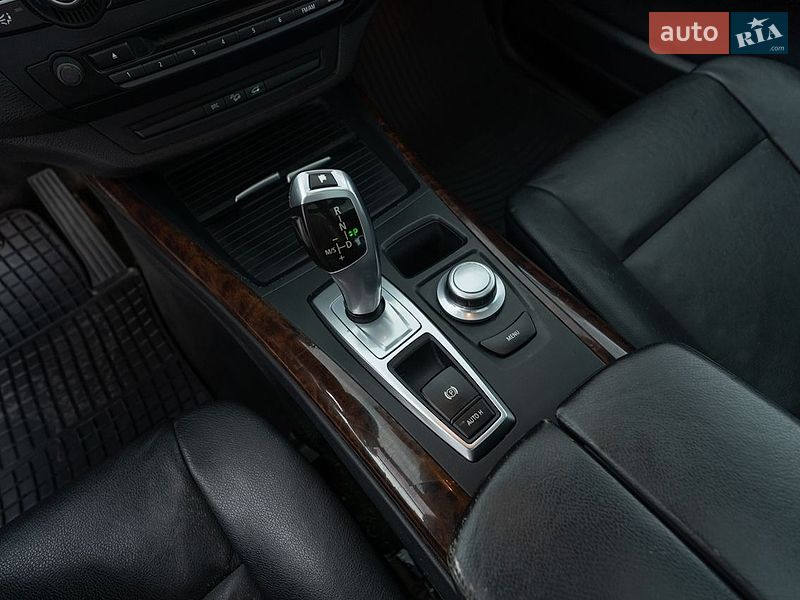 Внедорожник / Кроссовер BMW X5 2009 в Самборе