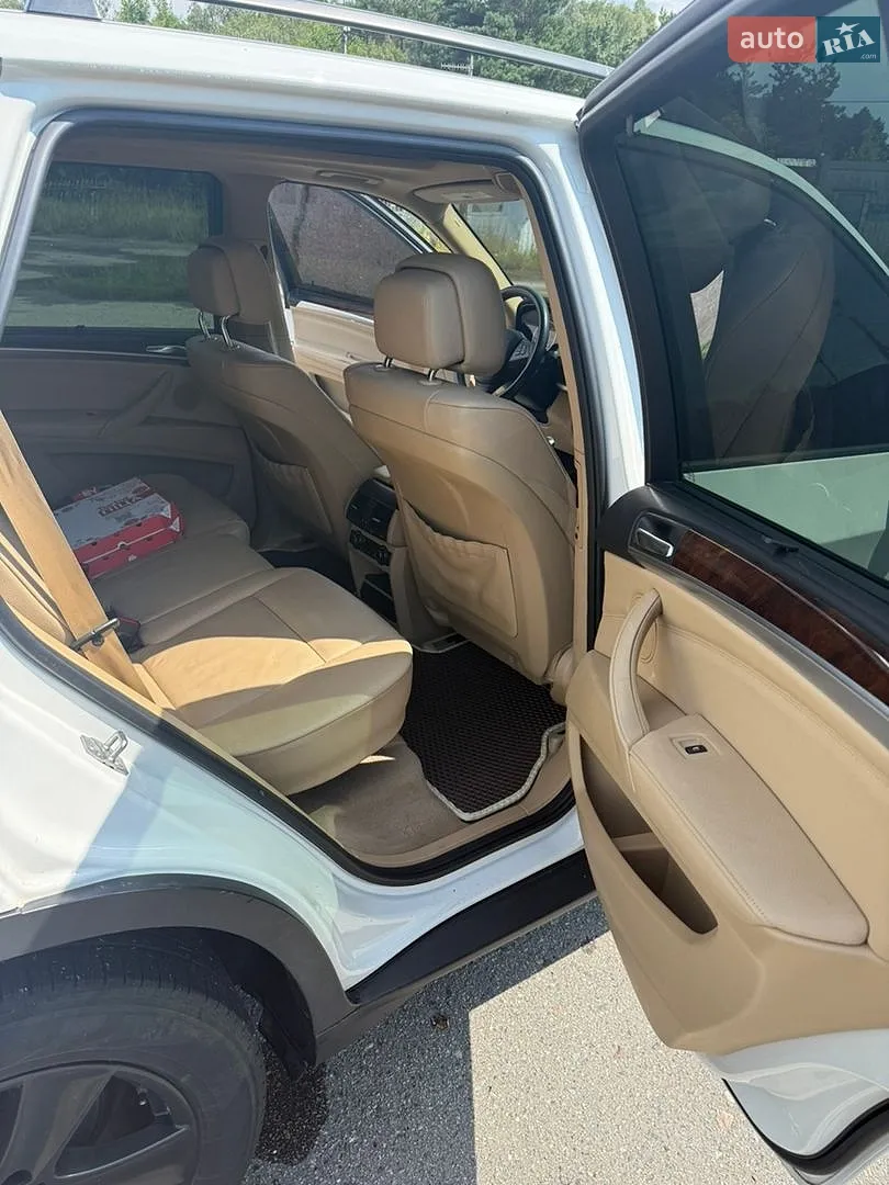 2011 BMW X5 - мініатюра 22