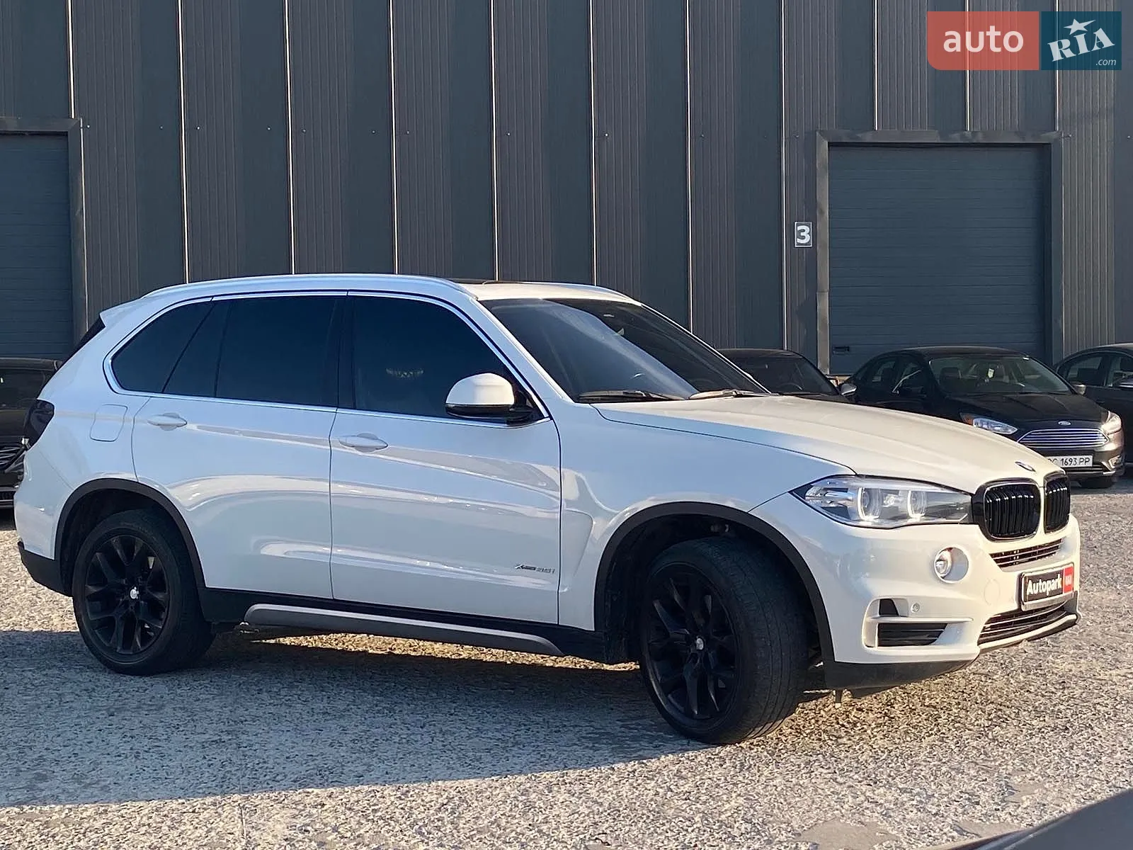 2016 BMW X5 - мініатюра 3