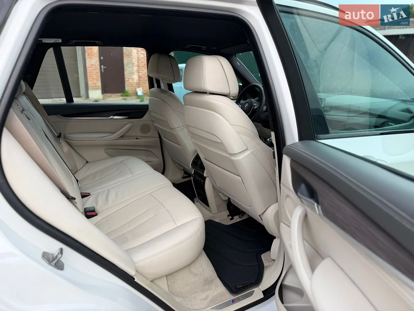 2015 BMW X5 - мініатюра 28
