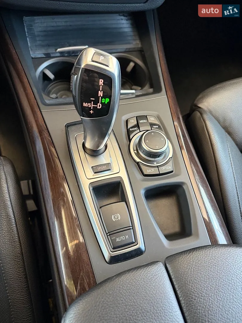 2010 BMW X5 - мініатюра 10
