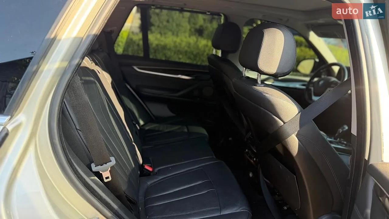 2016 BMW X5 - мініатюра 21