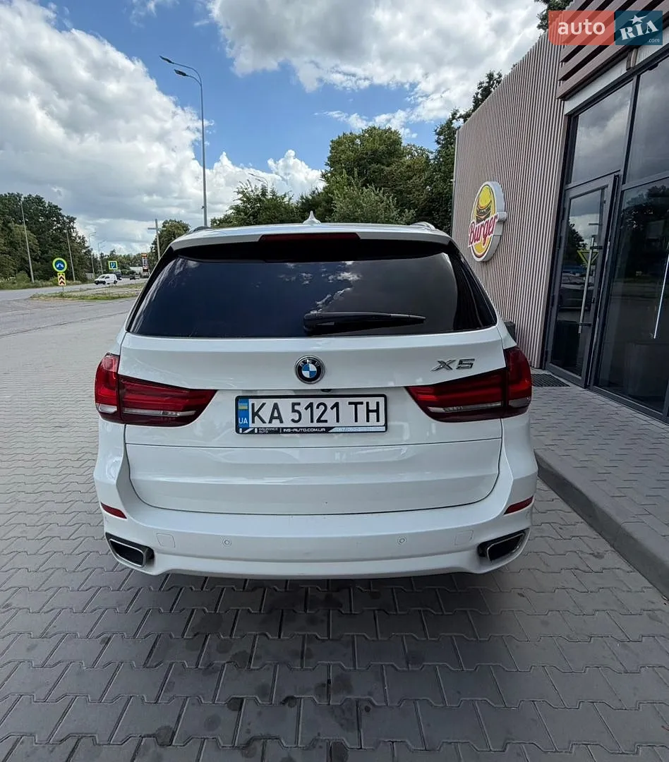 2017 BMW X5 - мініатюра 3