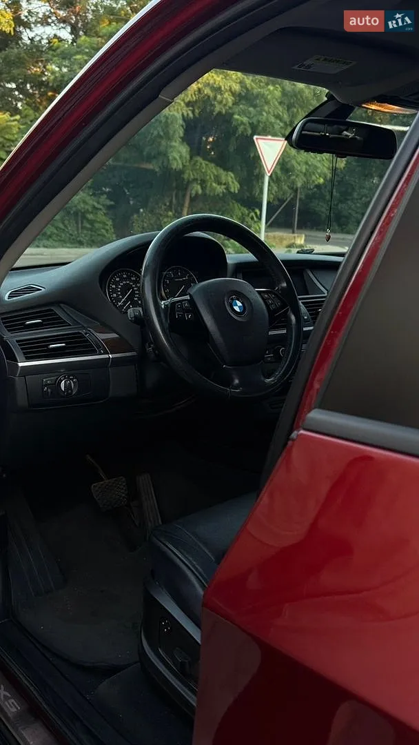 2010 BMW X5 - мініатюра 10