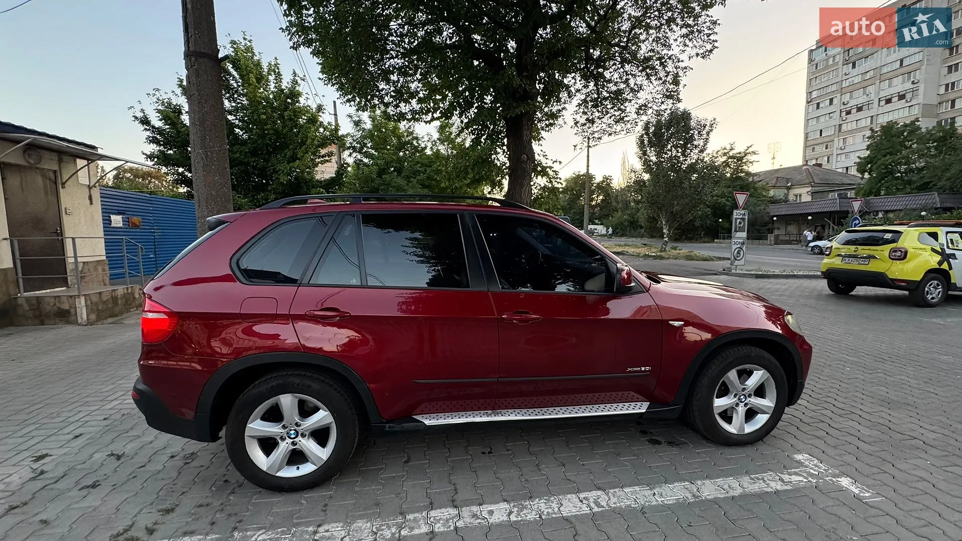 2010 BMW X5 - мініатюра 3