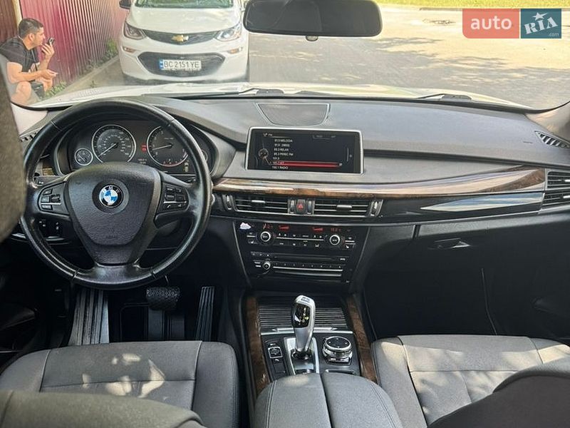 Внедорожник / Кроссовер BMW X5 2014 в Львове