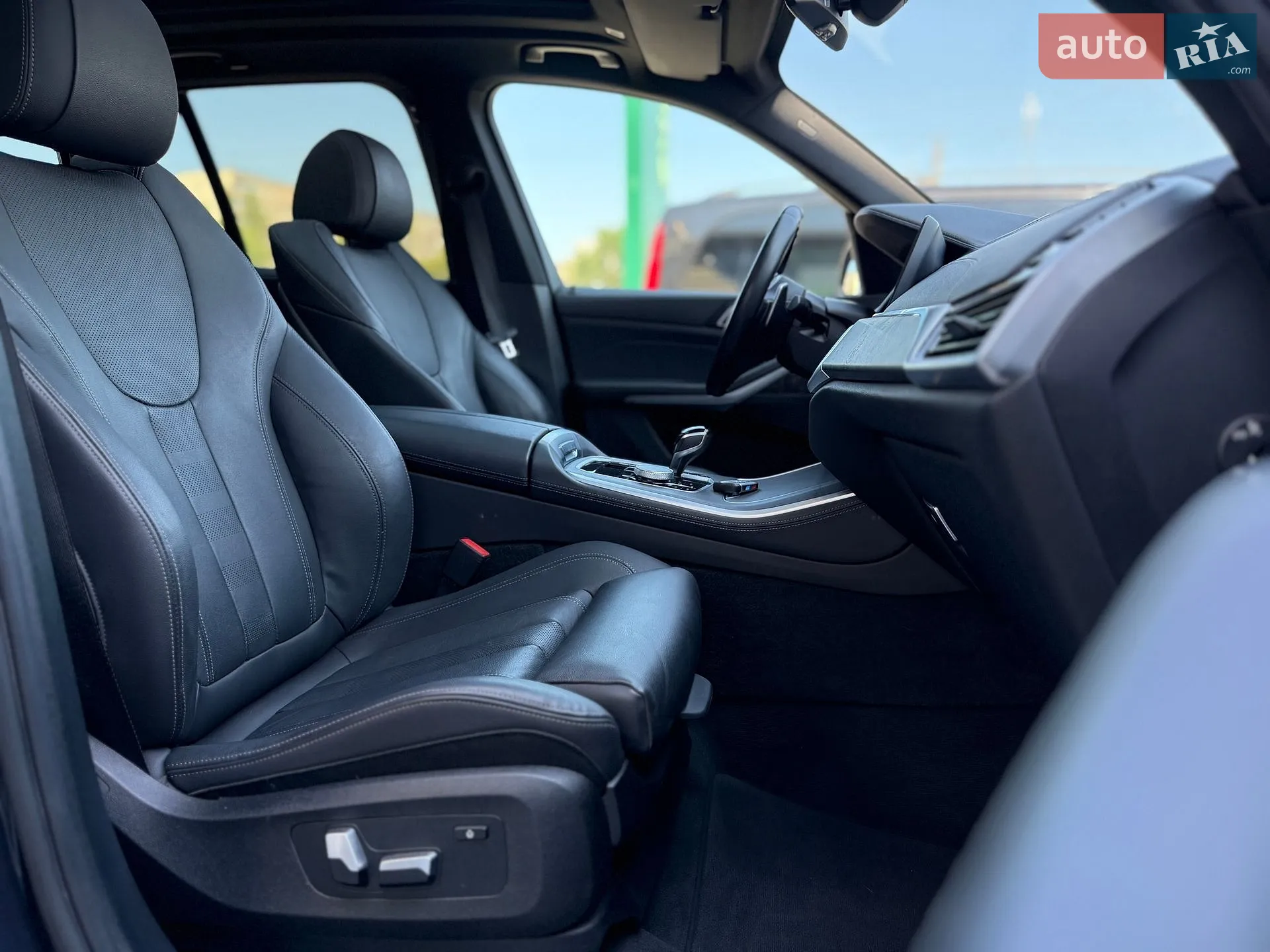 2022 BMW X5 - мініатюра 23