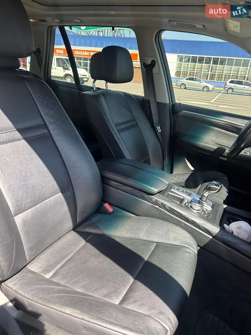 2010 BMW X5 - мініатюра 10