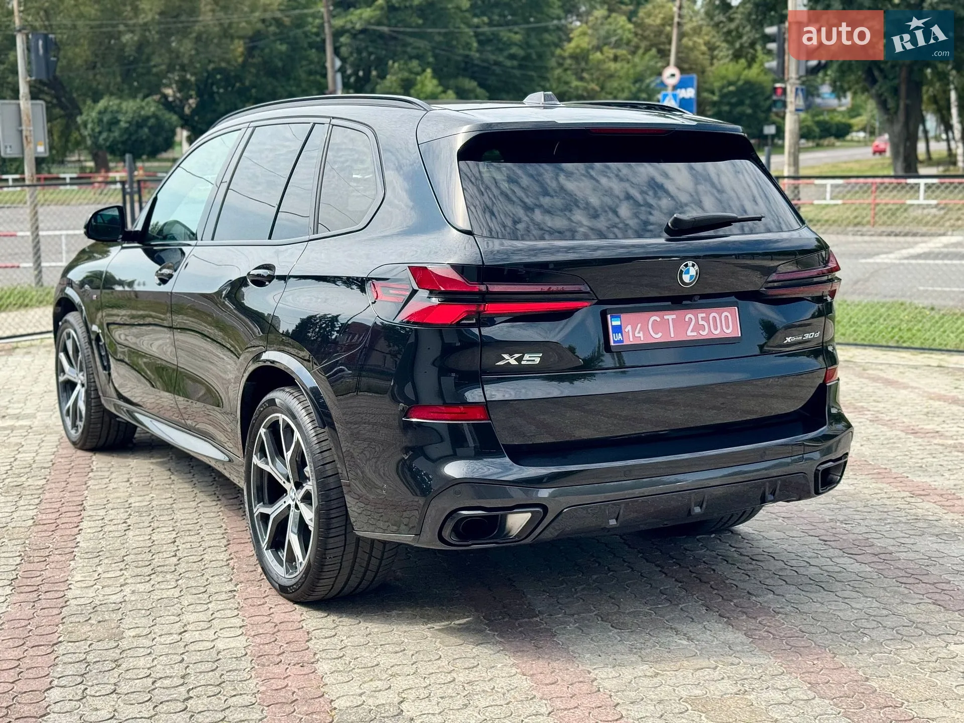 2025 BMW X5 - мініатюра 8