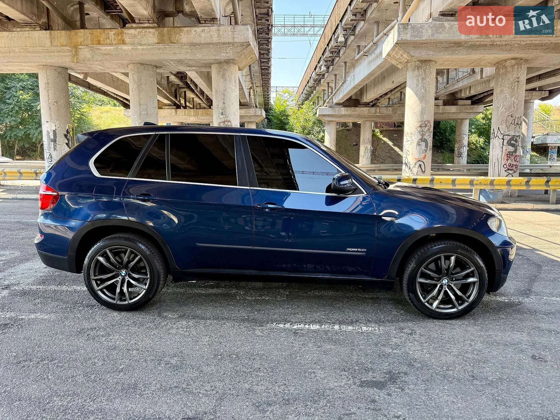 2010 BMW X5 - мініатюра 9