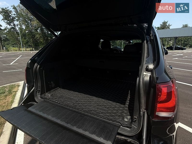 Внедорожник / Кроссовер BMW X5 2016 в Киеве