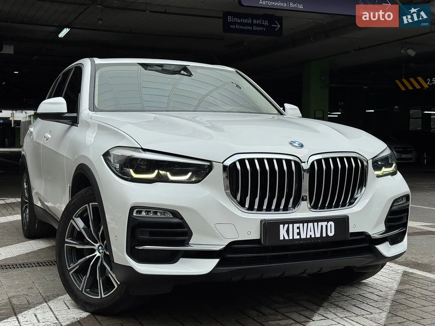 2018 BMW X5 - мініатюра 4