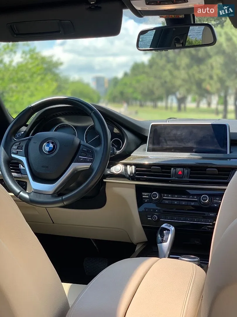 2016 BMW X5 - мініатюра 15