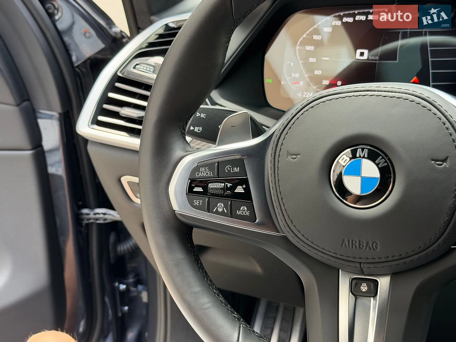 2022 BMW X5 - мініатюра 38