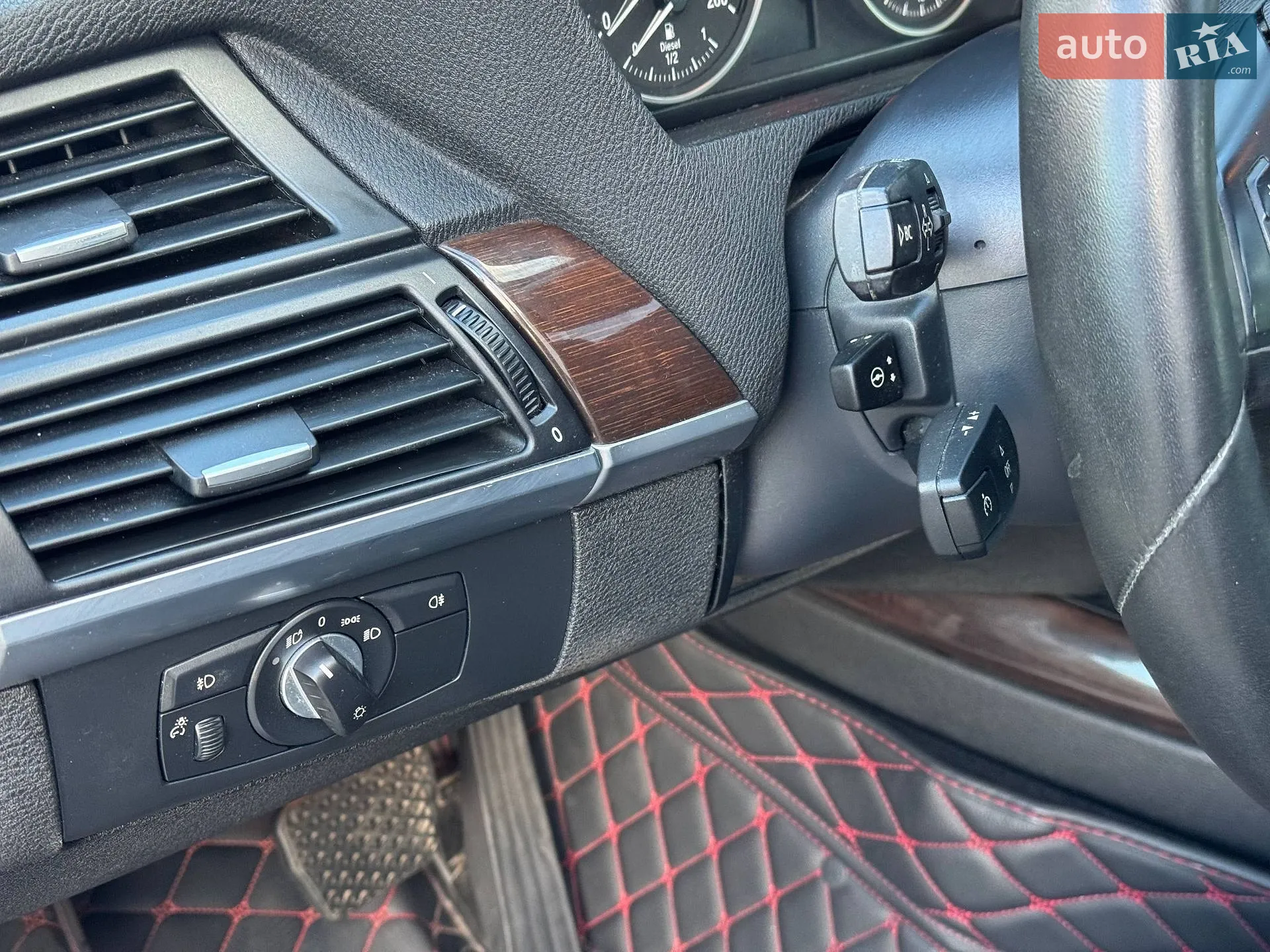 2011 BMW X5 - мініатюра 28