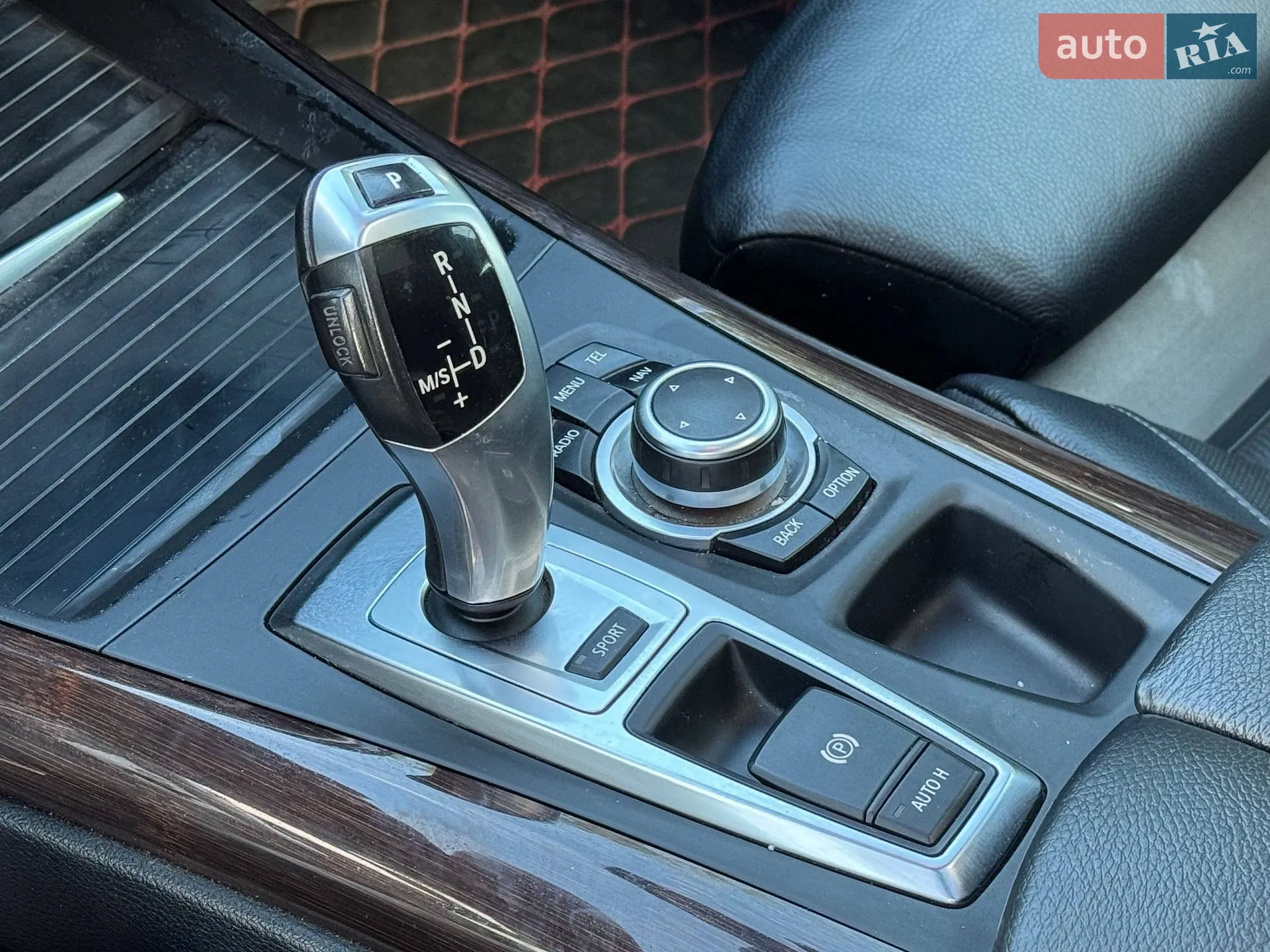 2011 BMW X5 - мініатюра 30