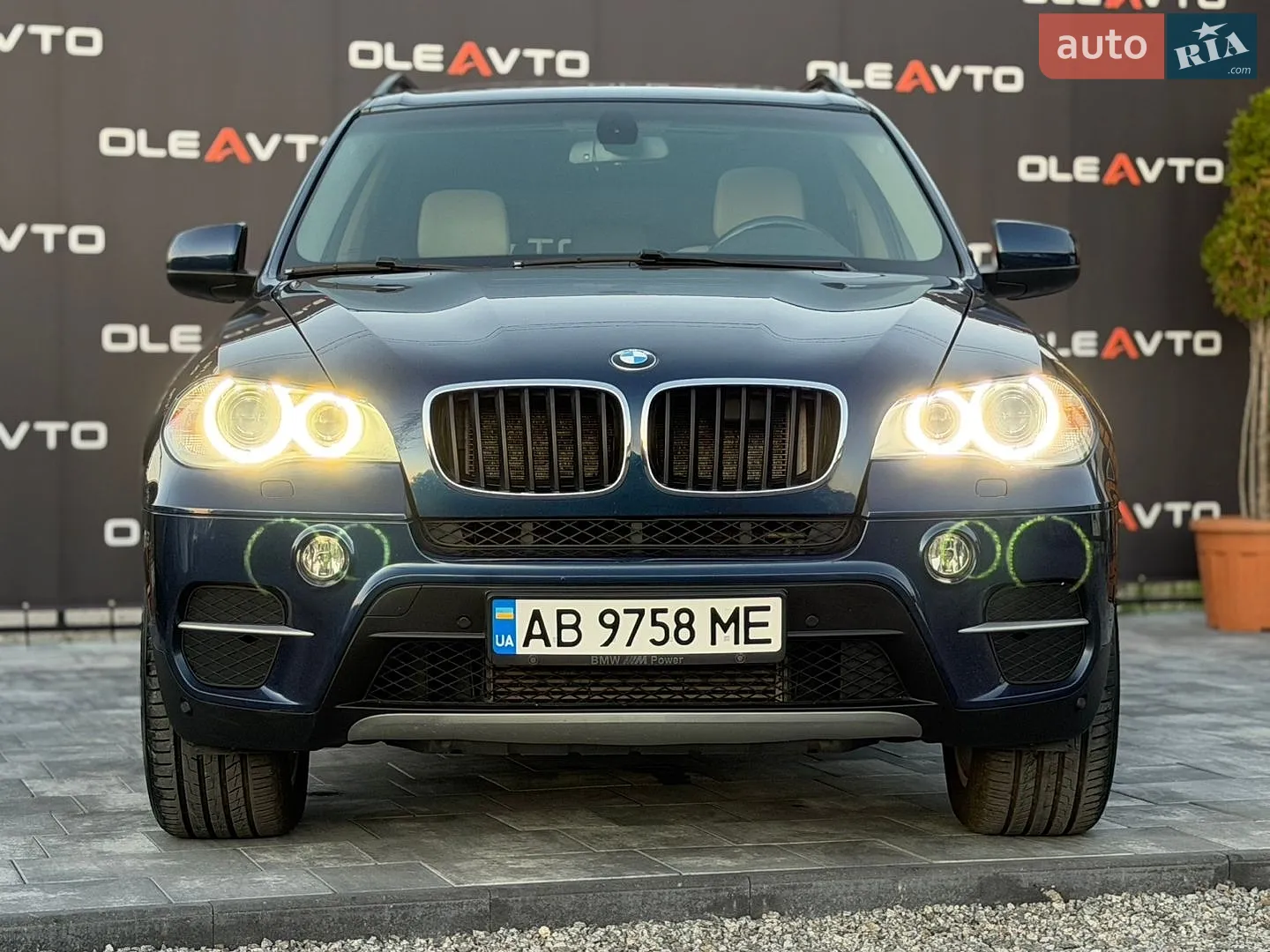 2011 BMW X5 - мініатюра 16