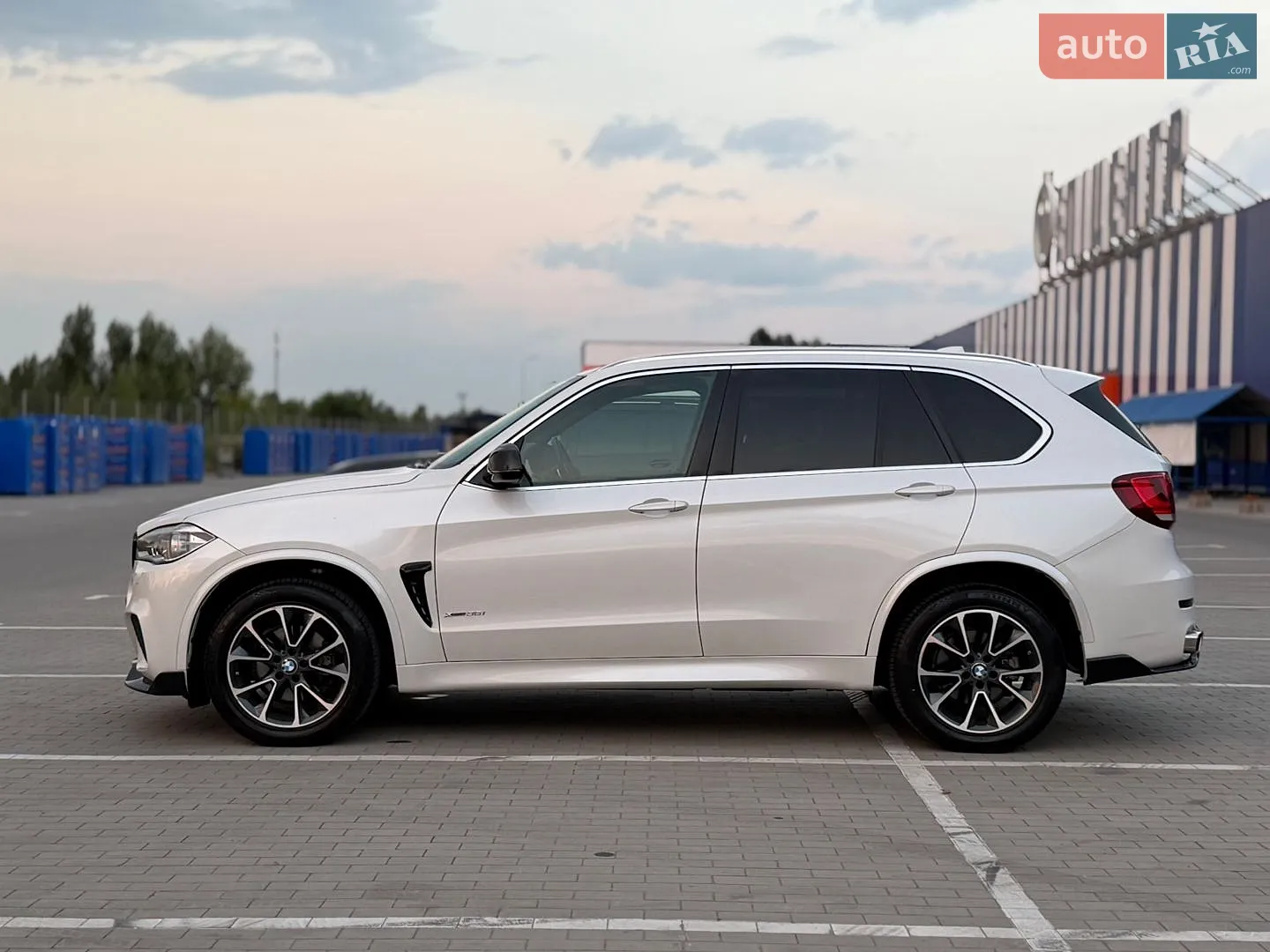 2017 BMW X5 - мініатюра 4