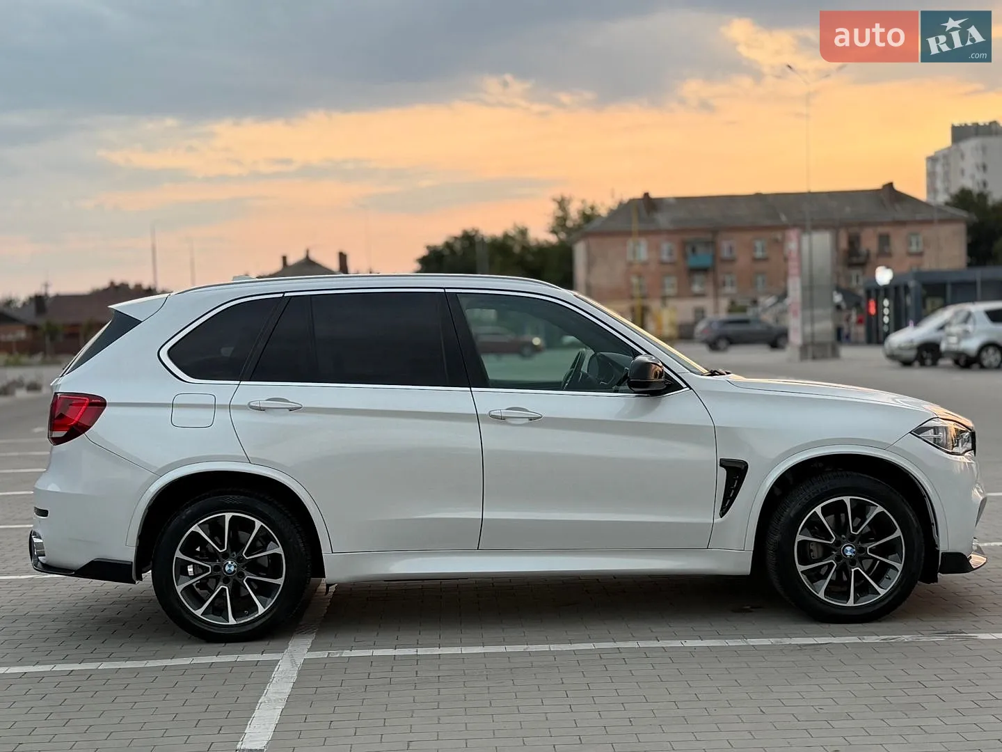 2017 BMW X5 - мініатюра 10