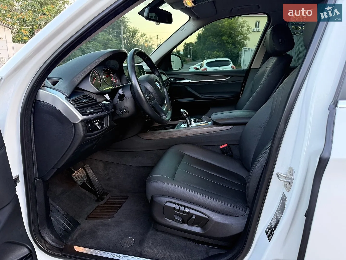 2015 BMW X5 - мініатюра 24