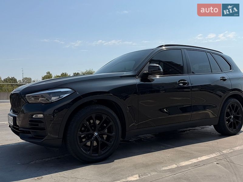 Внедорожник / Кроссовер BMW X5 2019 в Киеве