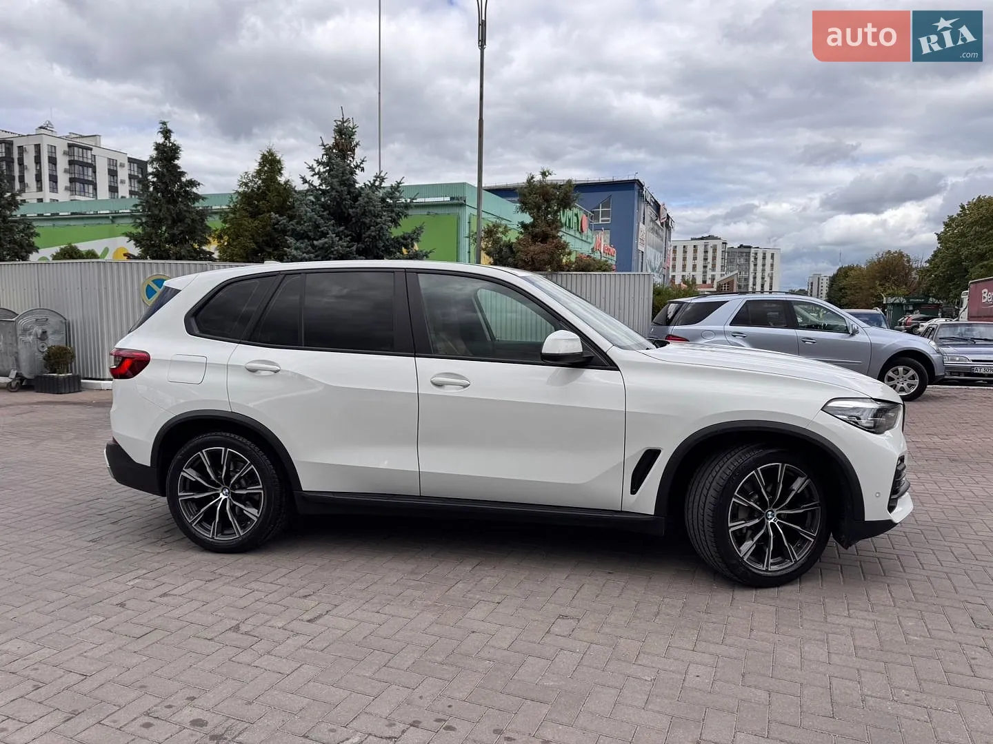 BMW X5 2019 VIN WBACV61060LJ84629 фото оголошення 13 з 26