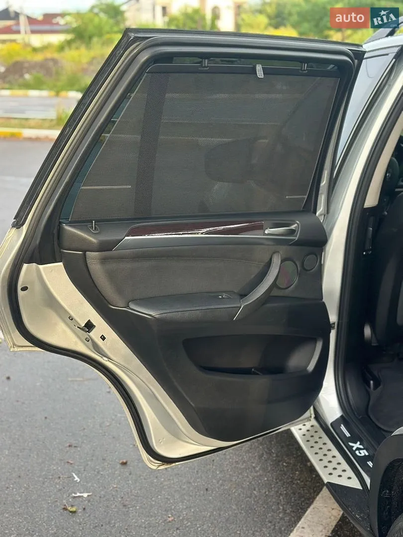 2011 BMW X5 - мініатюра 13