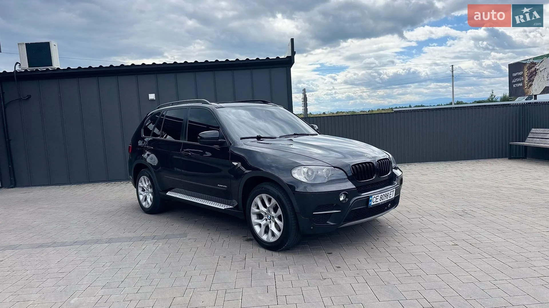 2010 BMW X5 - мініатюра 2