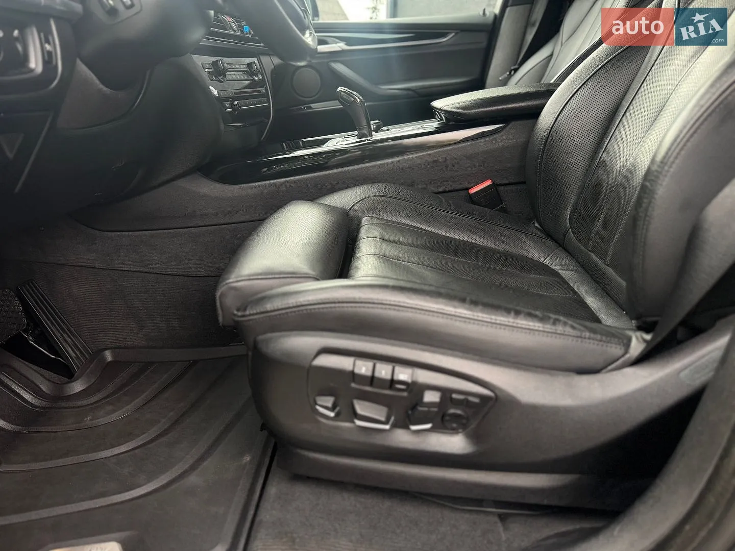 2016 BMW X5 - мініатюра 11