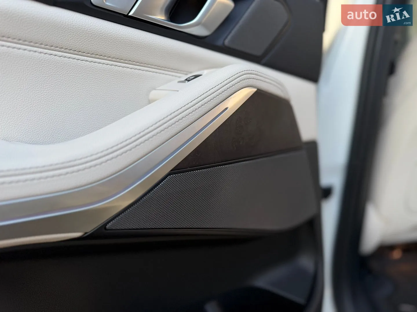 2020 BMW X5 - мініатюра 76