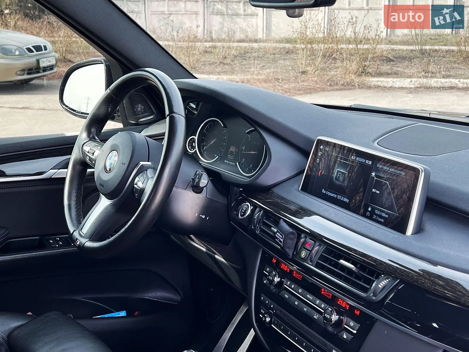 2017 BMW X5 - мініатюра 20