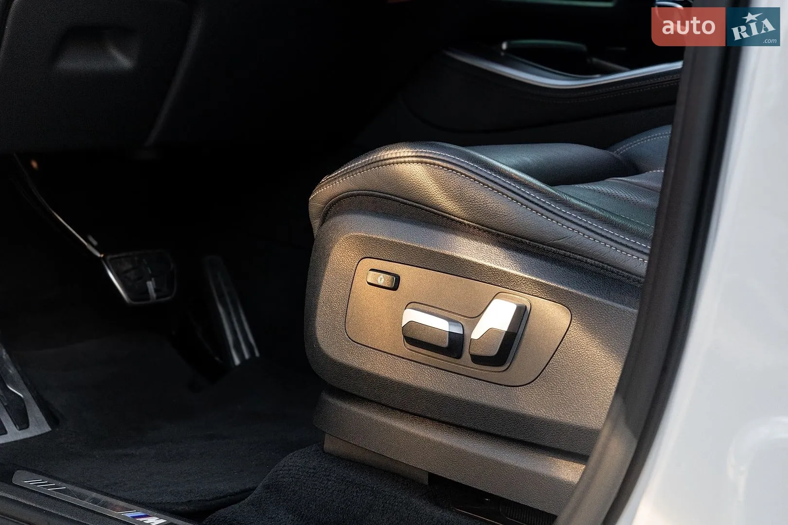 2020 BMW X5 - мініатюра 36