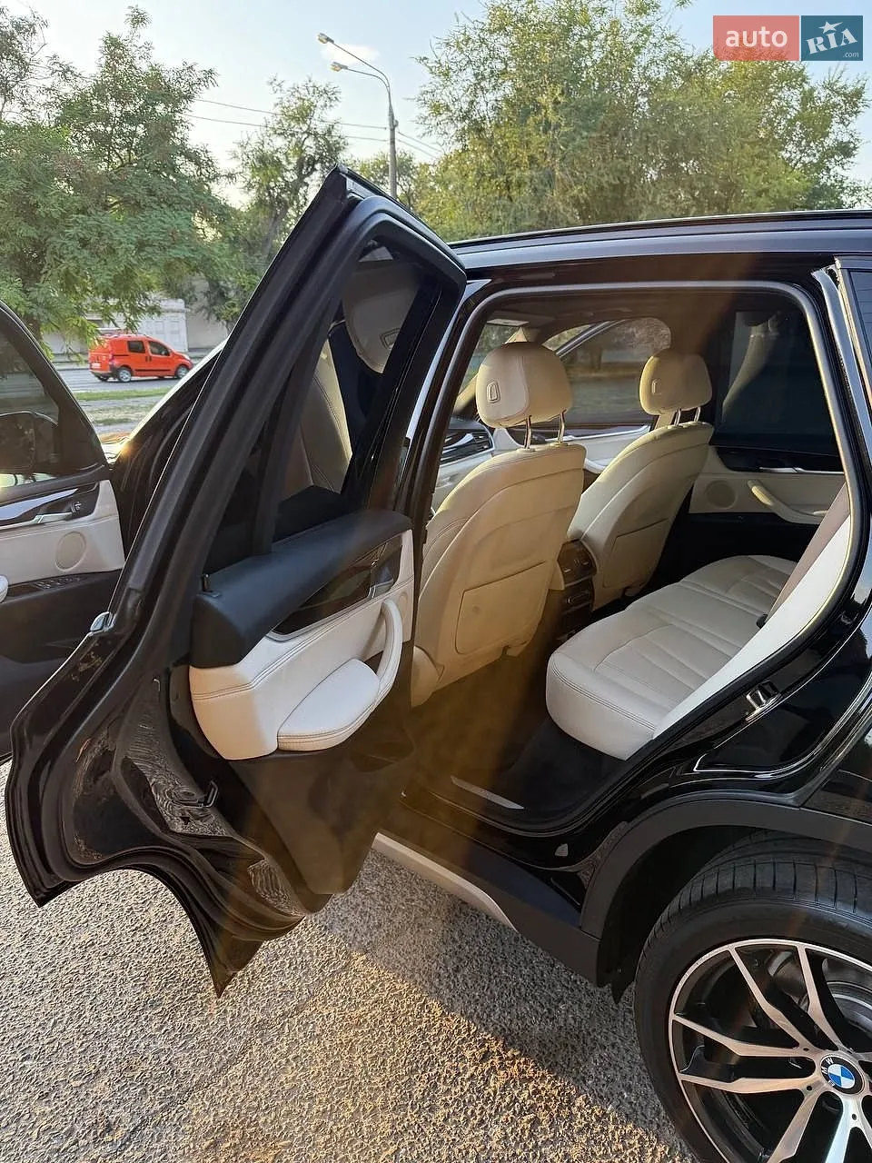 2016 BMW X5 - мініатюра 16