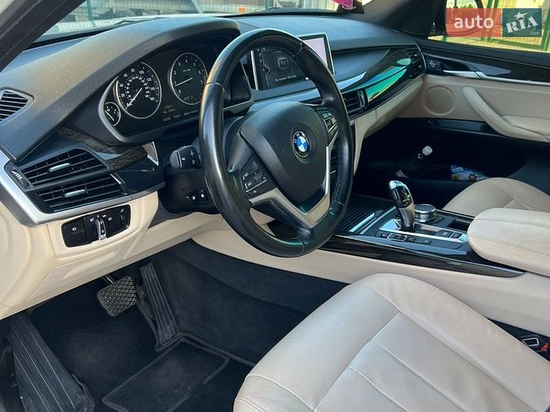 Внедорожник / Кроссовер BMW X5 2017 в Киеве