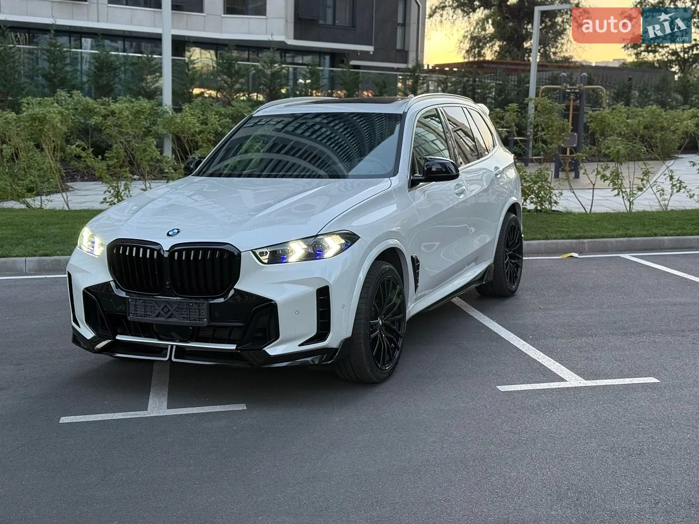 2022 BMW X5 - мініатюра 3