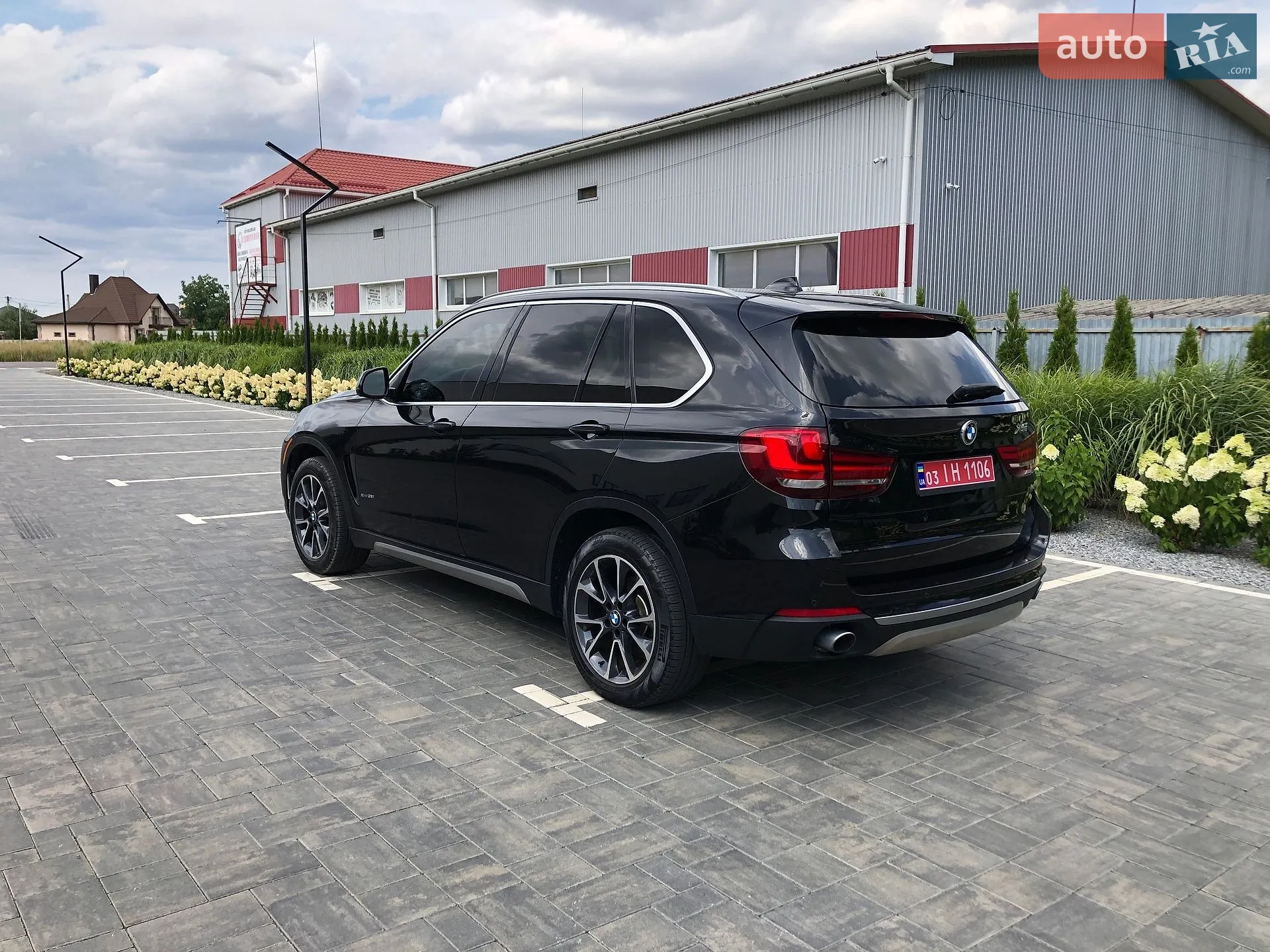 2017 BMW X5 - мініатюра 2