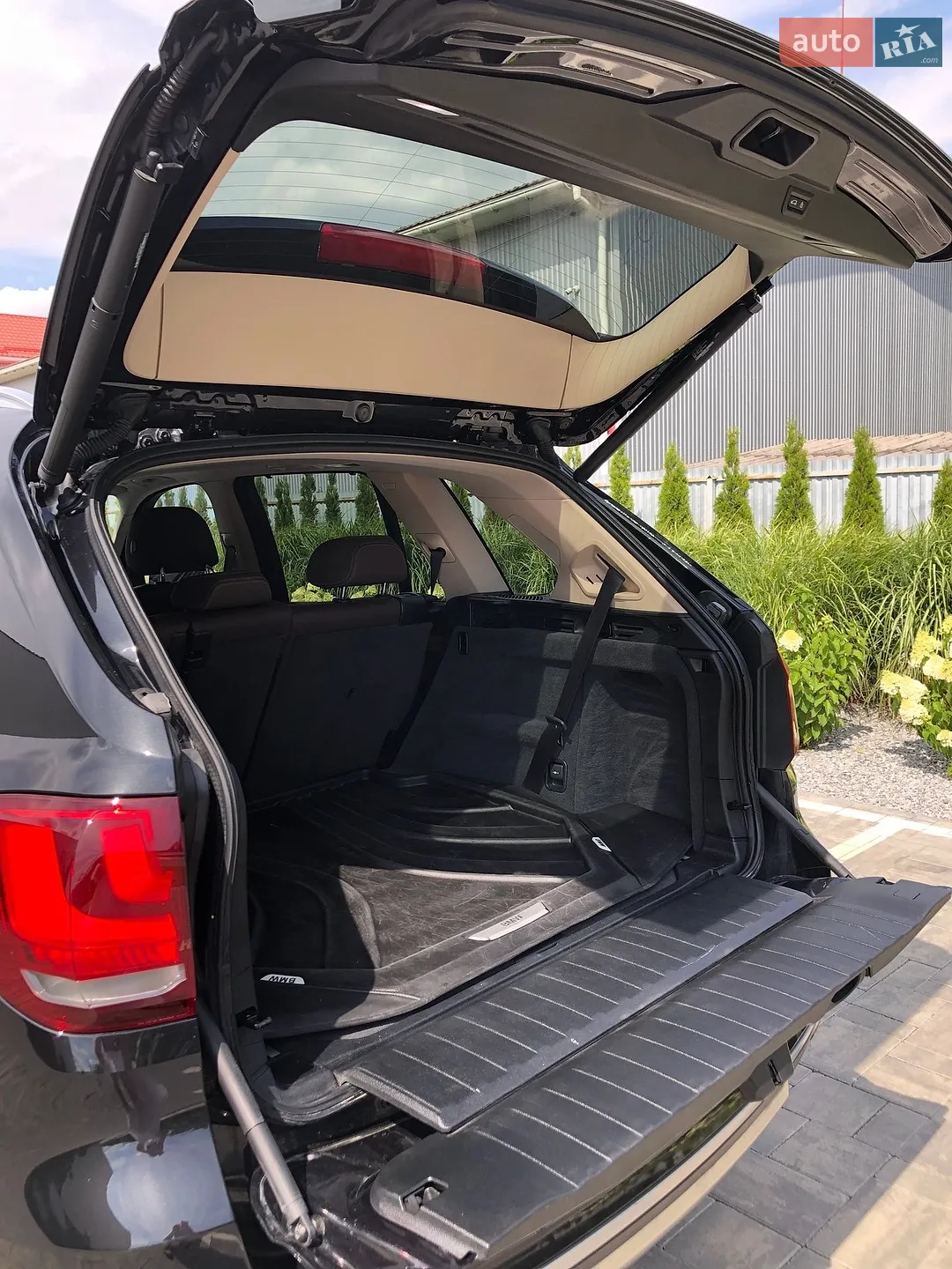 2017 BMW X5 - мініатюра 20