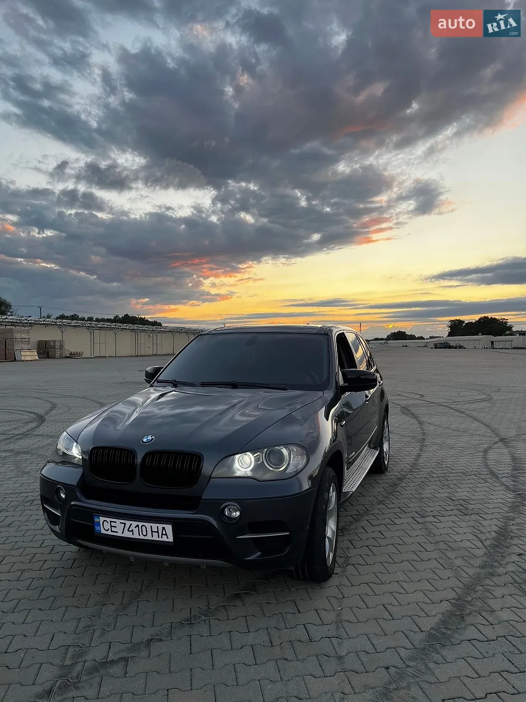 2010 BMW X5 - мініатюра 2