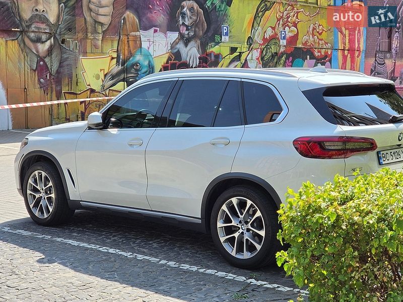 Внедорожник / Кроссовер BMW X5 2019 в Львове