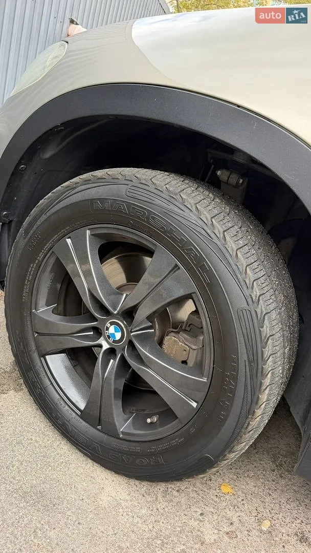 2010 BMW X5 - мініатюра 6