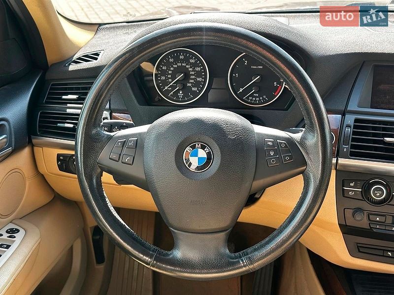 Позашляховик / Кросовер BMW X5 2012 в Одесі
