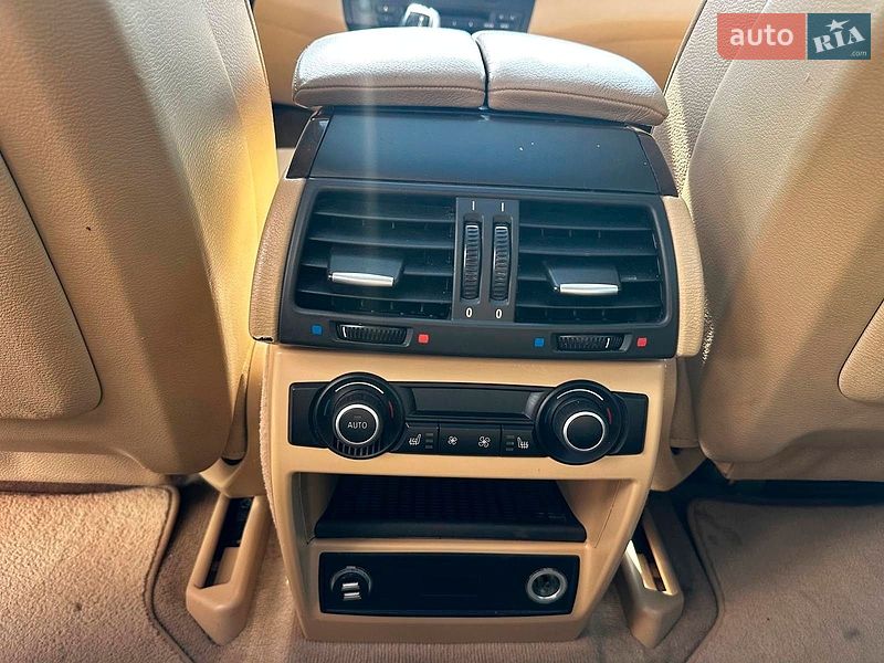 Позашляховик / Кросовер BMW X5 2012 в Одесі