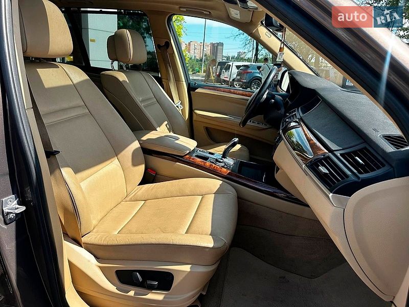 Позашляховик / Кросовер BMW X5 2012 в Одесі