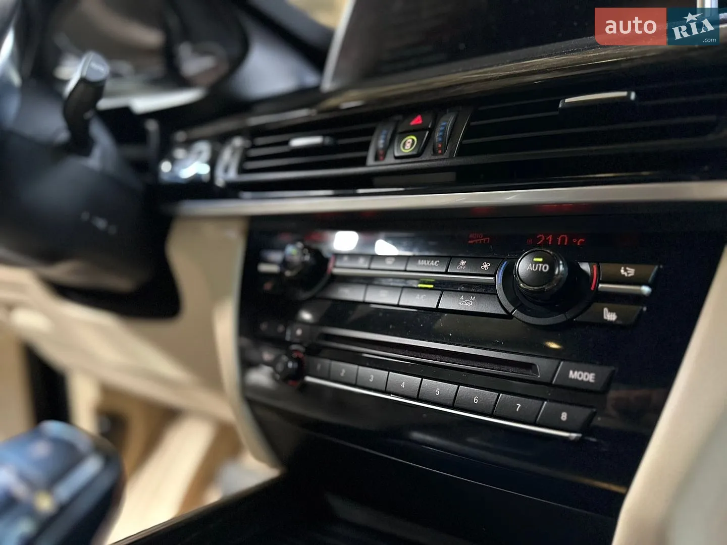 2015 BMW X5 - мініатюра 38