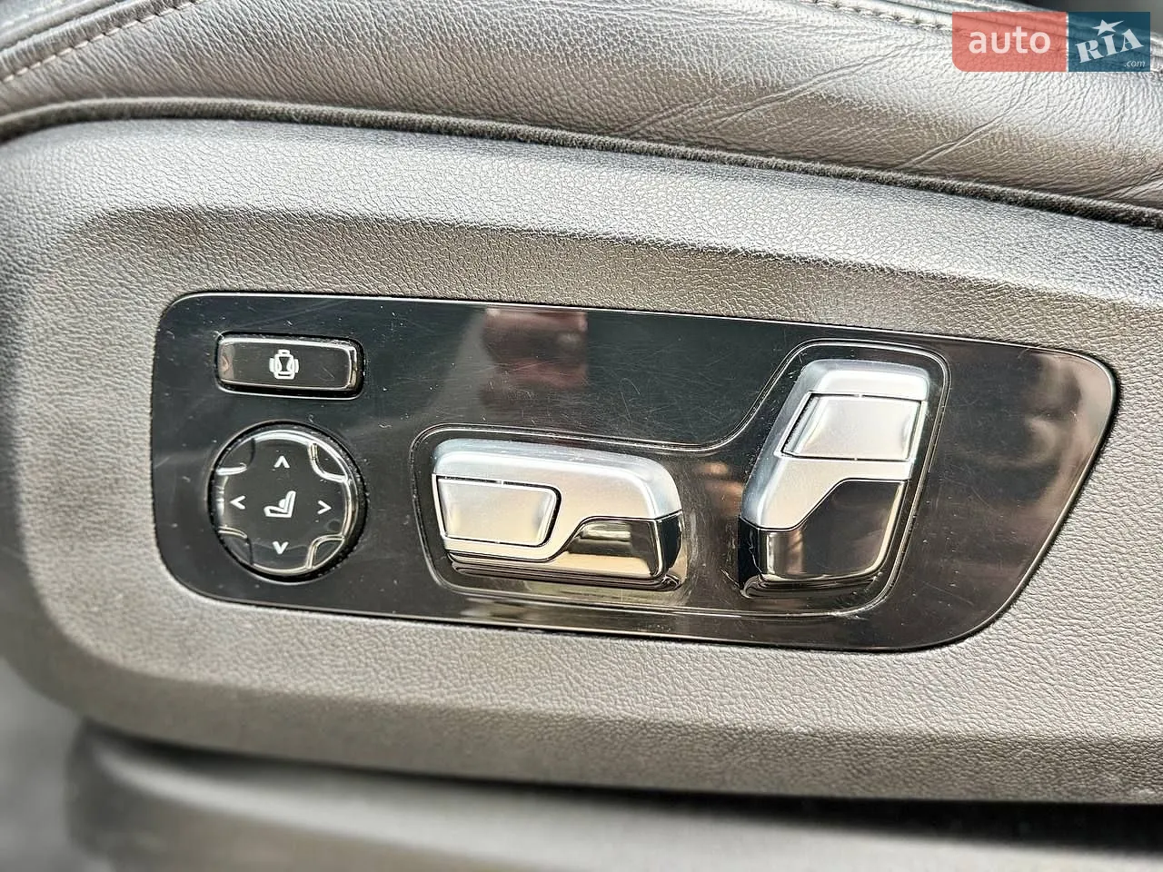 2021 BMW X5 - мініатюра 24