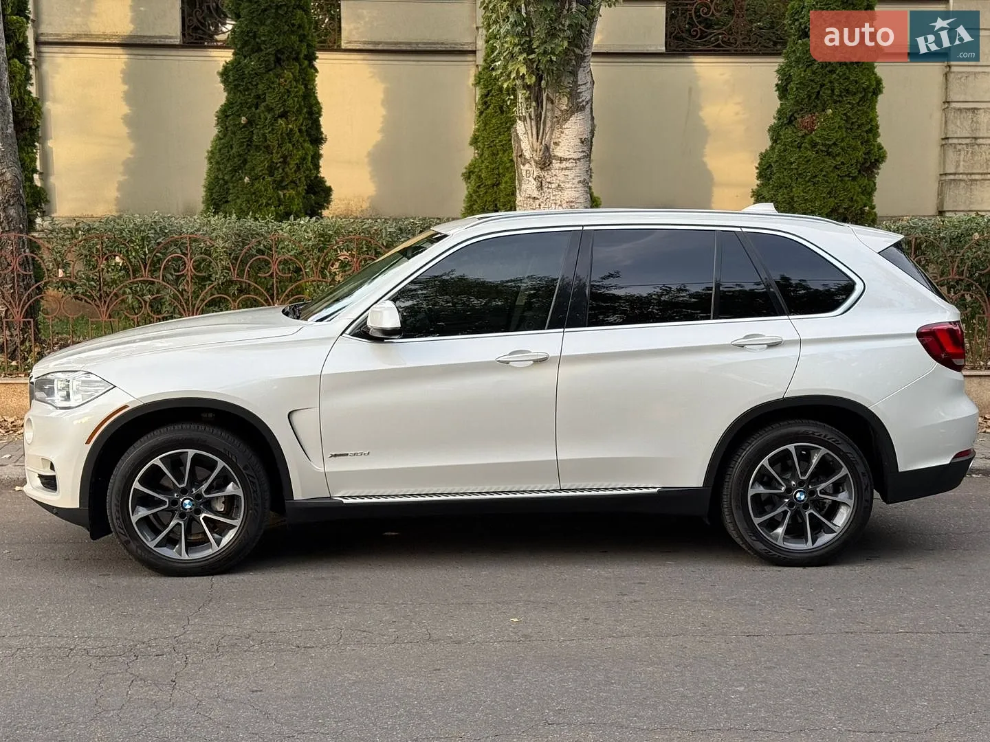 2015 BMW X5 - мініатюра 2