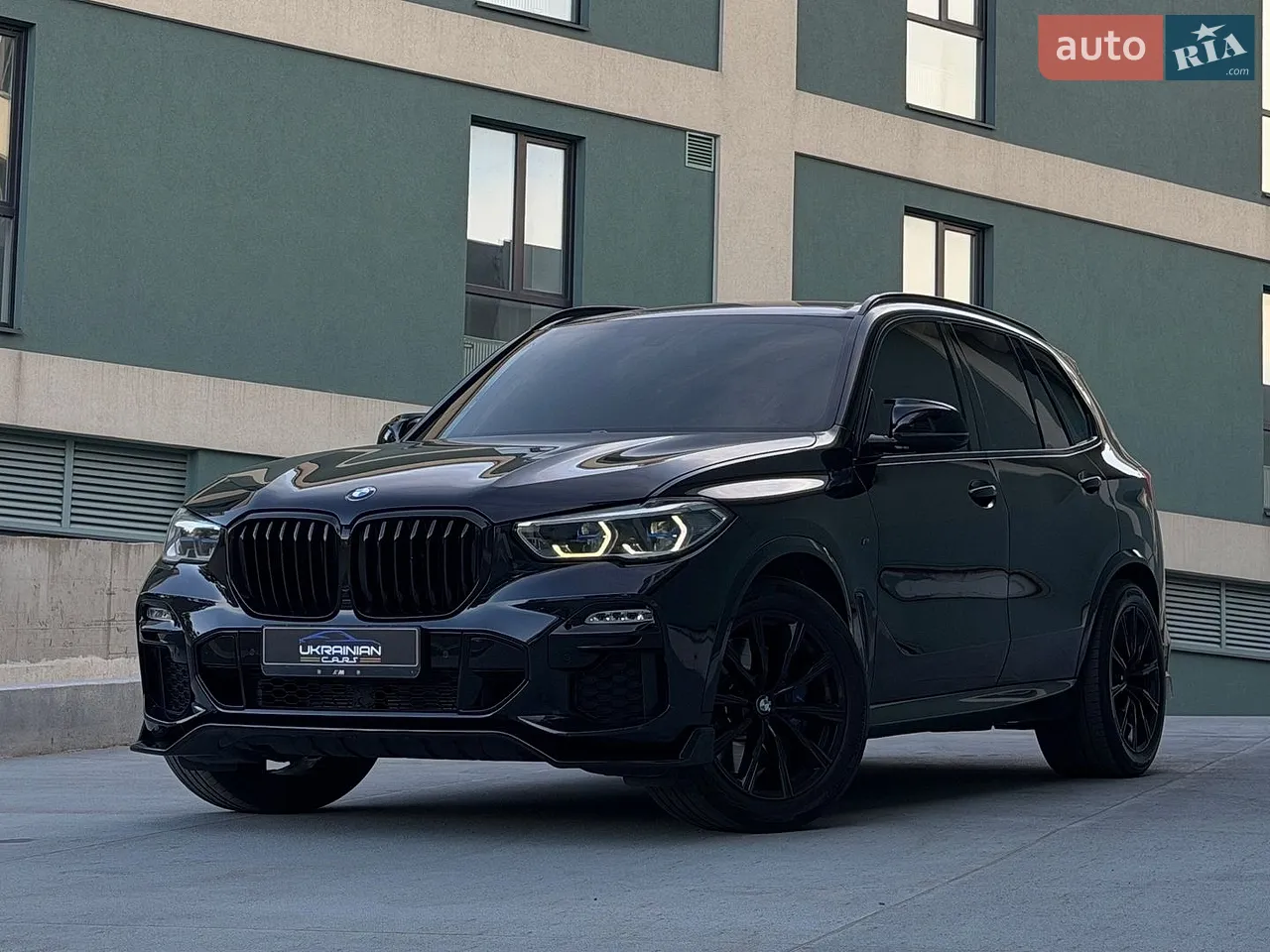 2017 BMW X5 M - мініатюра 47