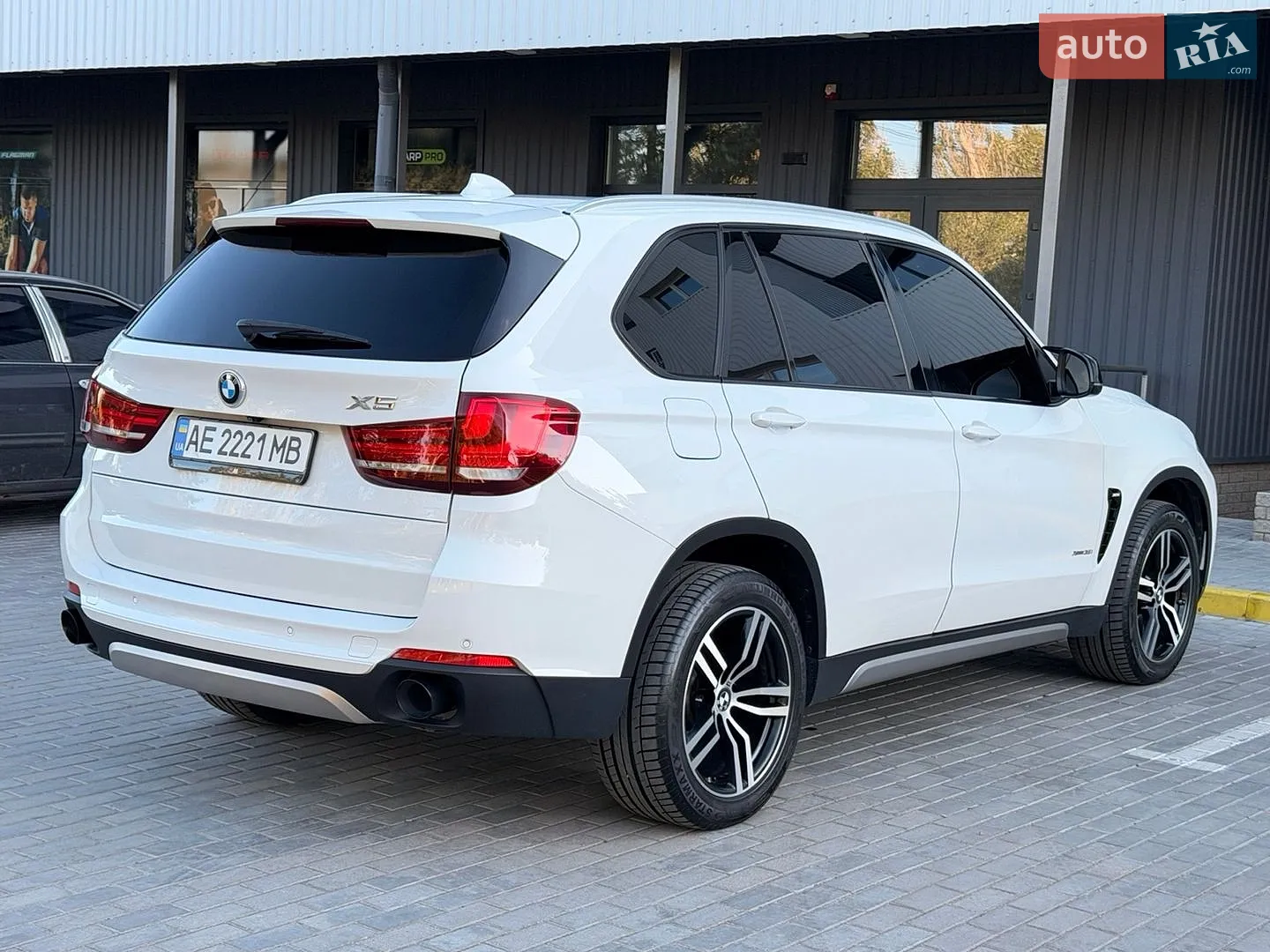 2017 BMW X5 - мініатюра 9