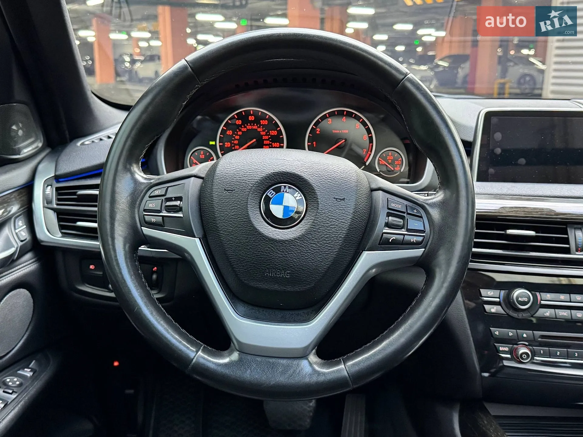 2017 BMW X5 - мініатюра 31