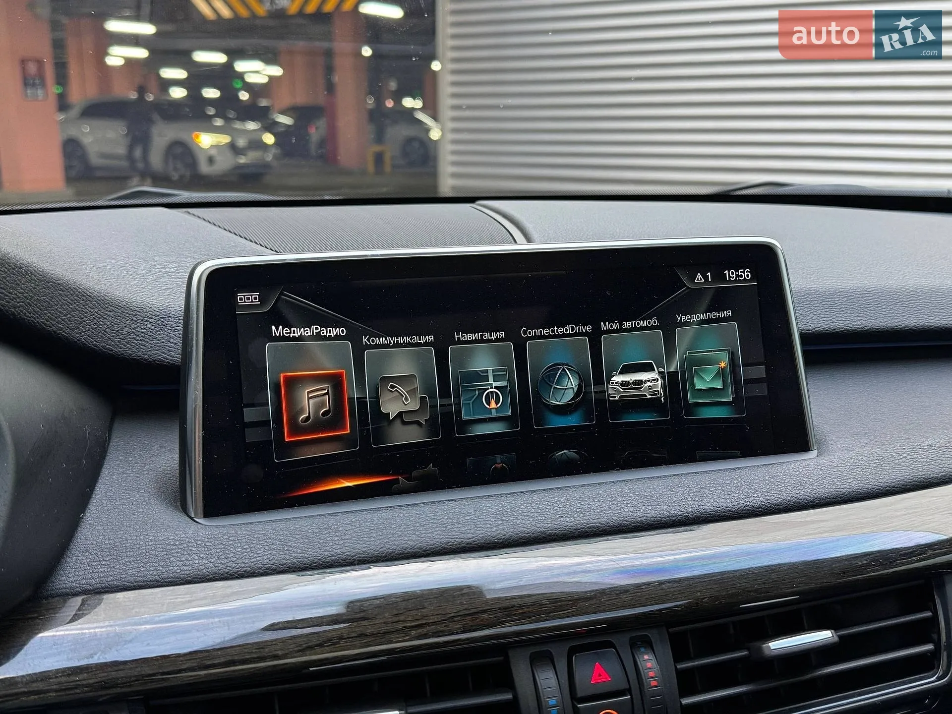2017 BMW X5 - мініатюра 34
